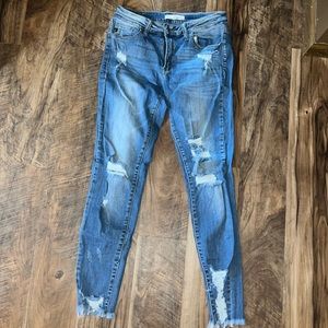 Great condition - kancan lighter wash Jean with destruction
